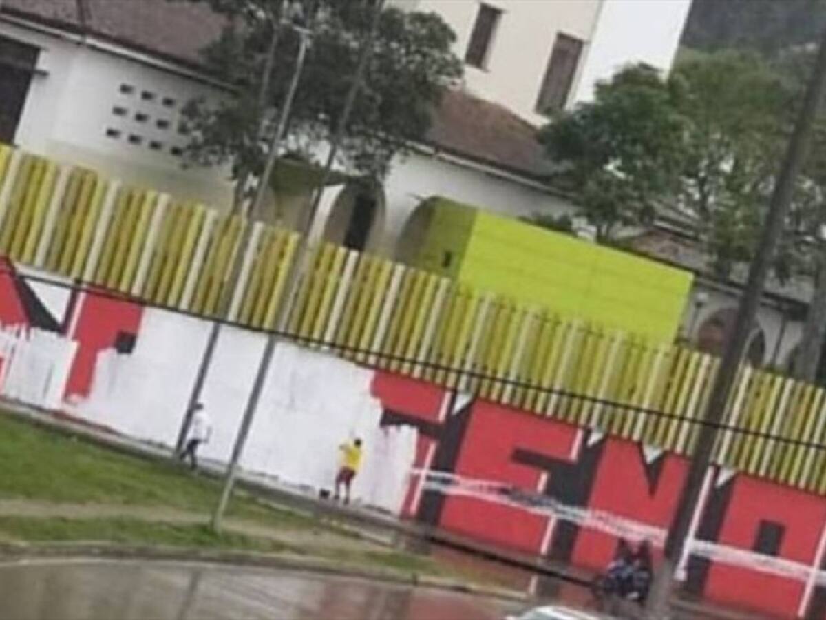 Una persona resultó herida tras borrar mural alusivo al paro en Bucaramanga