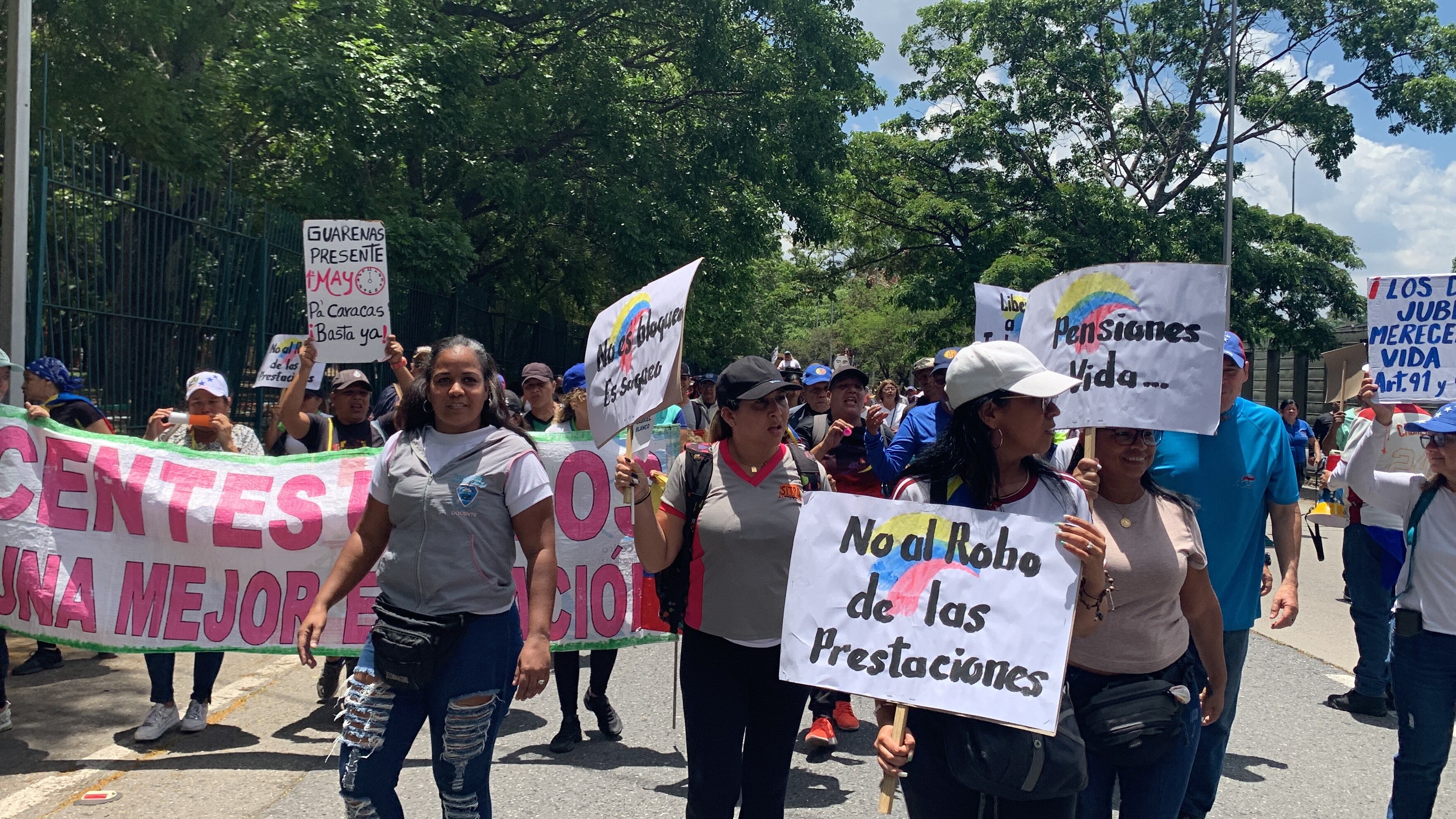 Trabajadores, jubilados y pensionados protestaron este 1 de mayo en Caracas. Foto: Gabriela González.