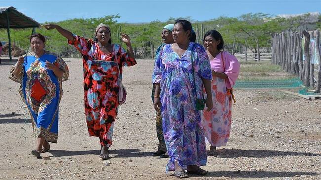 Las comunidades indígenas wayúu en La Guajira denunciaron que el Ministerio del Interior atendió de forma irregular una solicitud de Cerrejón. Foto: Getty Images / DIANA SANCHEZ