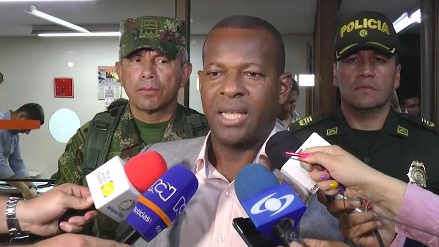 El mandatario ordenó a las Fuerzas Militares y la Policía Nacional hacer cumplir las disposiciones . Foto: Gobernación