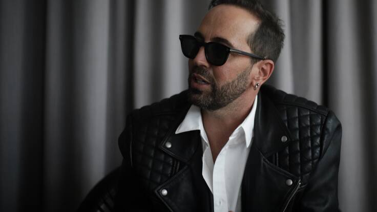 Lucas Arnau habló en W Fin de Semana sobre los 20 años de su carrera musical