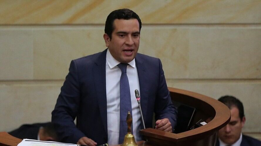 Edward Rodríguez se sumó al enfrentamiento entre el Gobierno y el Presidente de la Cámara por la Reforma a la Justicia. Foto: Colprensa