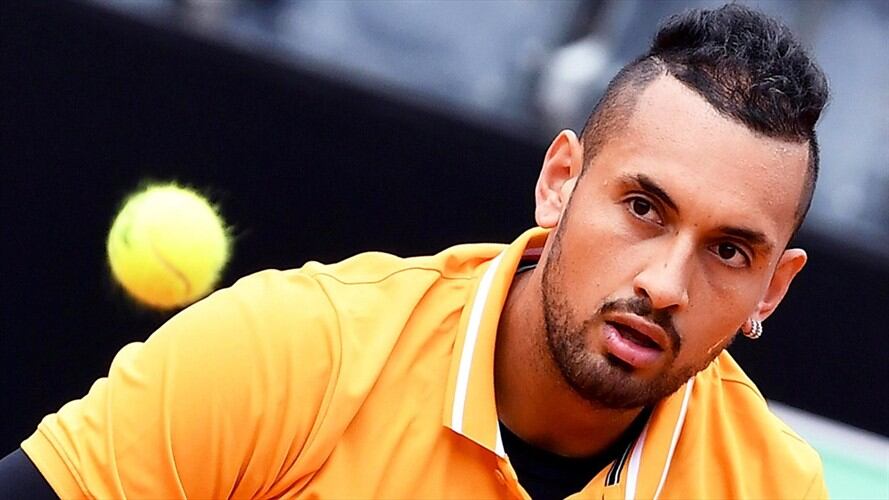 El tenista australiano  Kyrgios mostró su trasero en el abierto de Roma . Foto: Agencia EFE