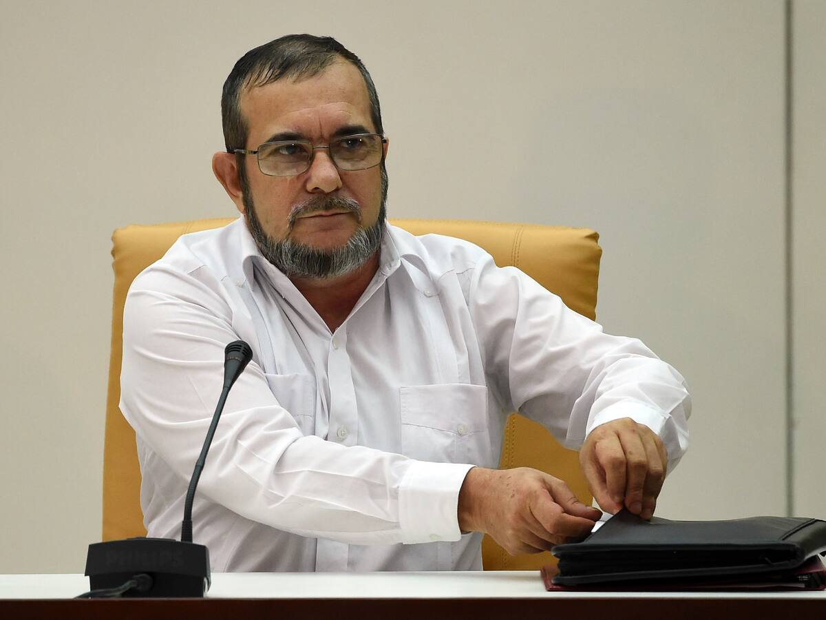 Rodrigo Londoño ofrece reunirse con comandante del ELN para superar “crisis”