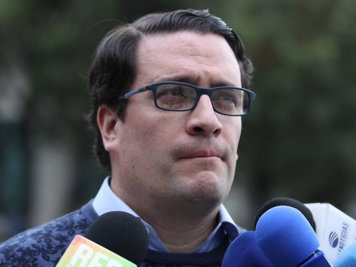 Es legal que un abogado vaya a una cárcel a buscar un testimonio: abogado de Diego Cadena