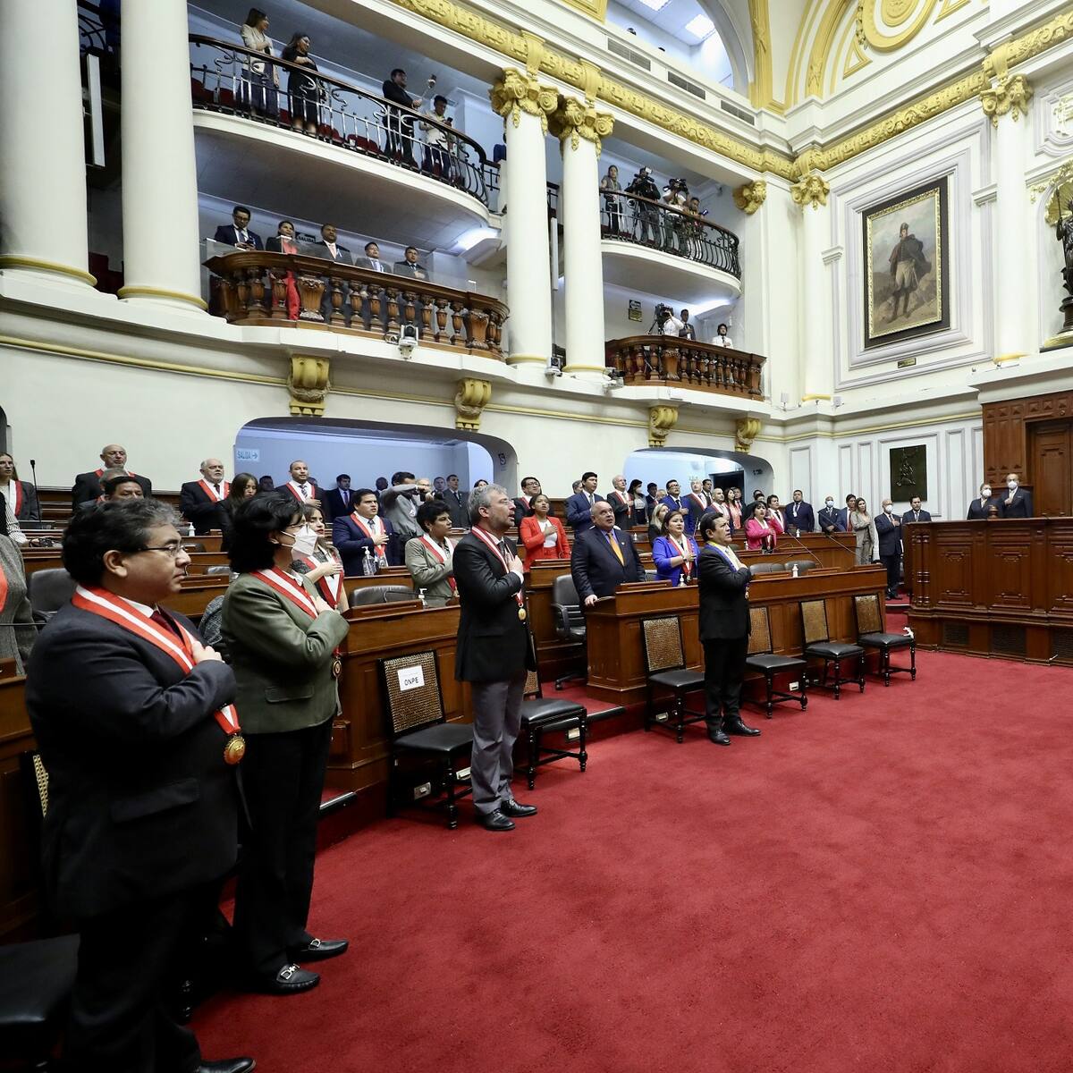 La gente también pide que el Congreso se vaya a su casa: exministro de Salud de Perú