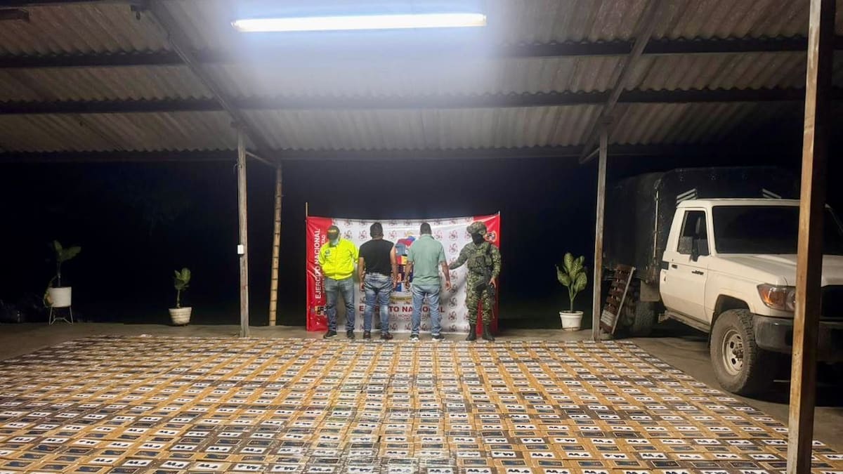 Golpe a las disidencias en Cauca con la incautación de más de una tonelada de clorhidrato de cocaína