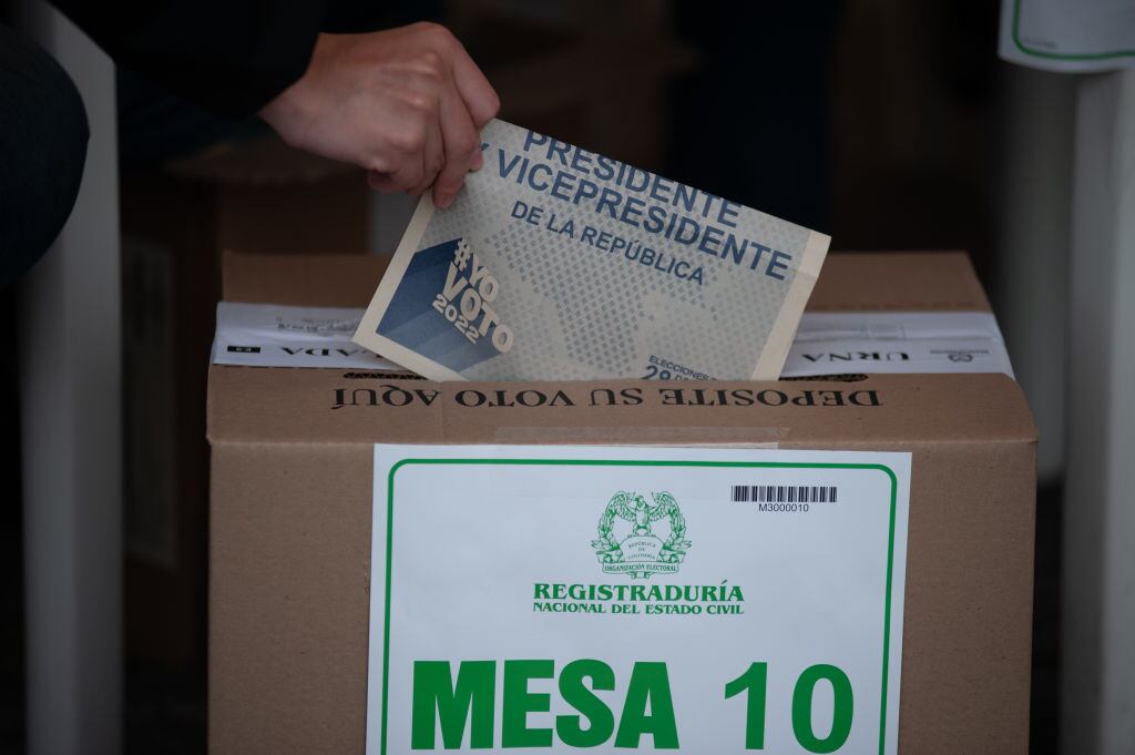 En el video se observan los logos de la Registraduría Nacional y se presentan resultados de la segunda vuelta presidencial, donde se daría como ganador al candidato Rodolfo Hernández. (Foto: Chepa Beltran/Long Visual Press/Universal Images Group via Getty Images)