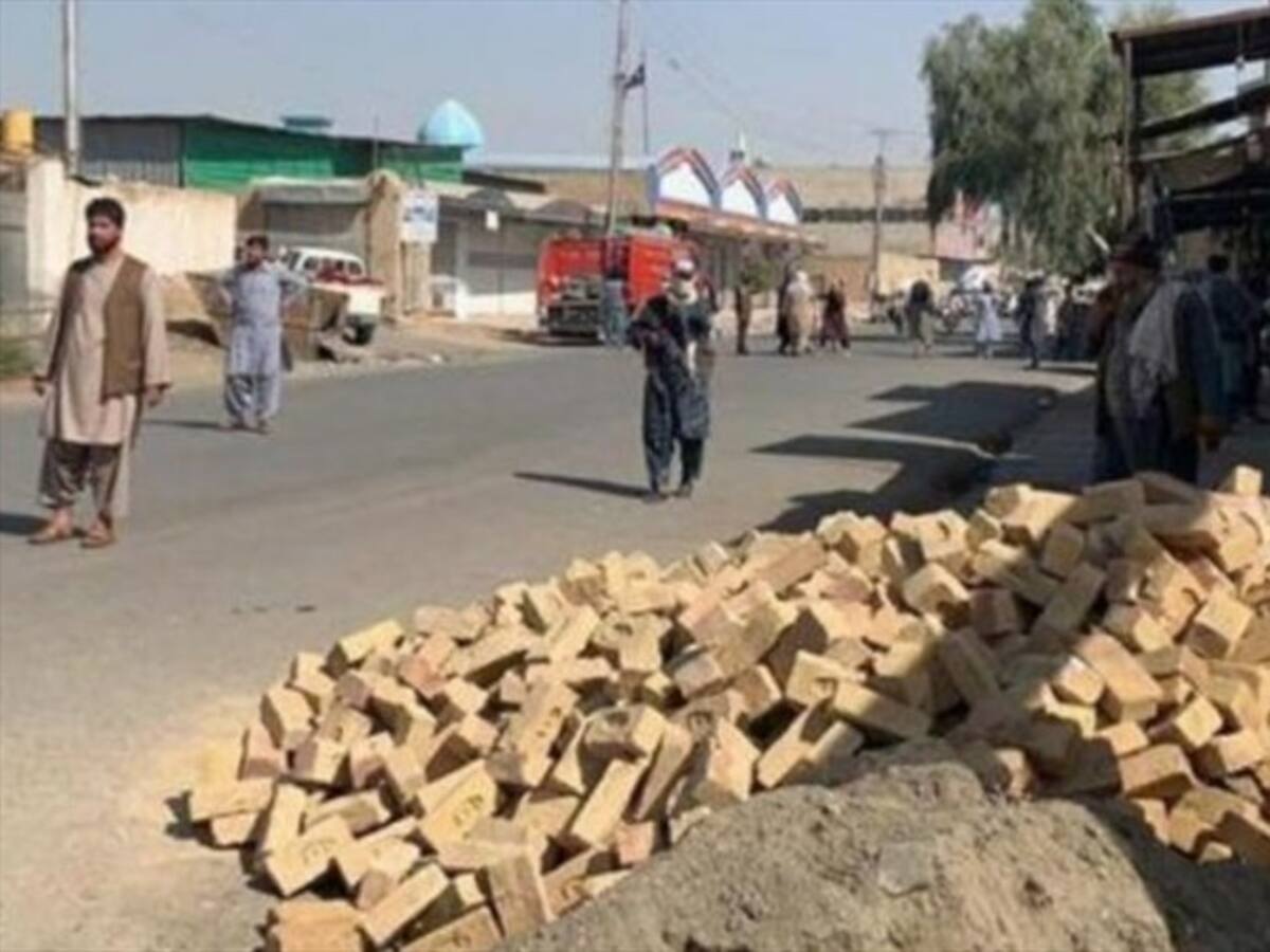 Explosión de una bomba en una mezquita en Afganistán dejó al menos 3 muertos