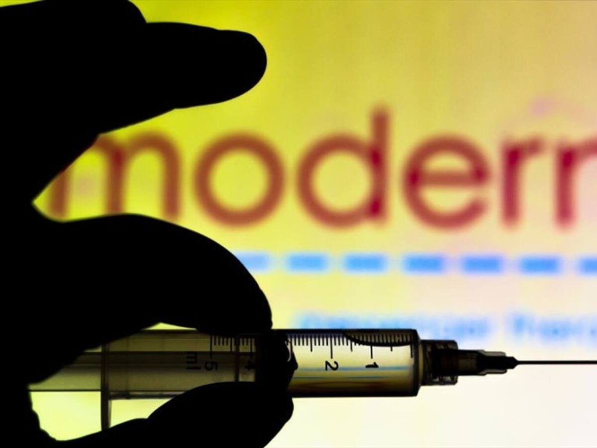 Falta de segundas dosis de Moderna afecta a 32.000 samarios