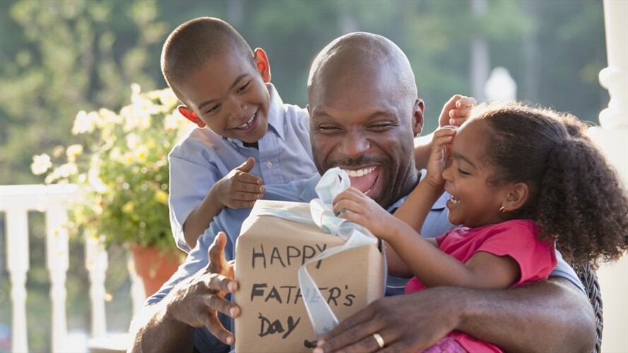 Top 5 de los mejores regalos para dar en el Día del Padre. Foto: Getty Images