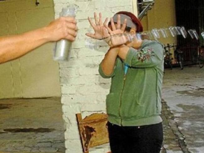 ¿Los ataques con ácido se dan por fallas en la educación en Colombia?