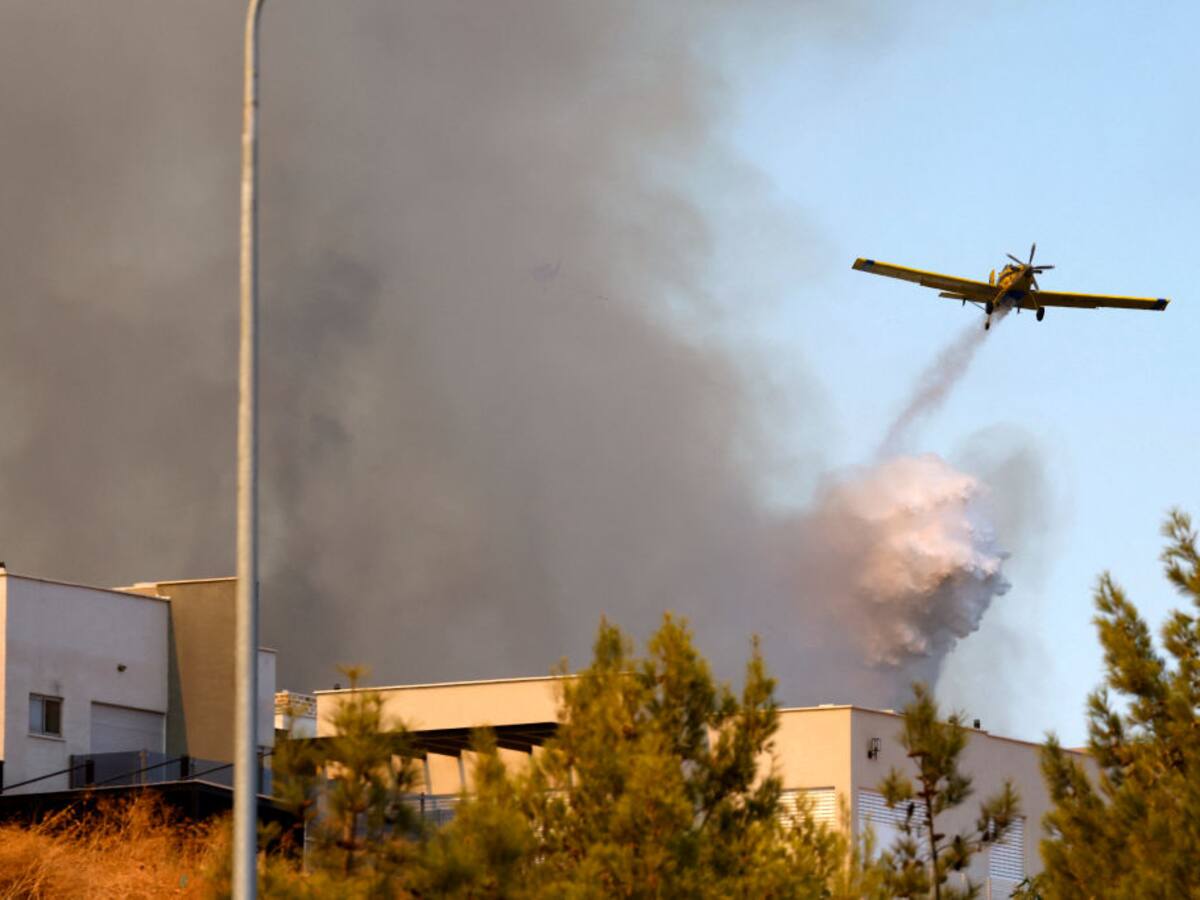Israel detectó el lanzamiento de más de 150 cohetes desde Líbano