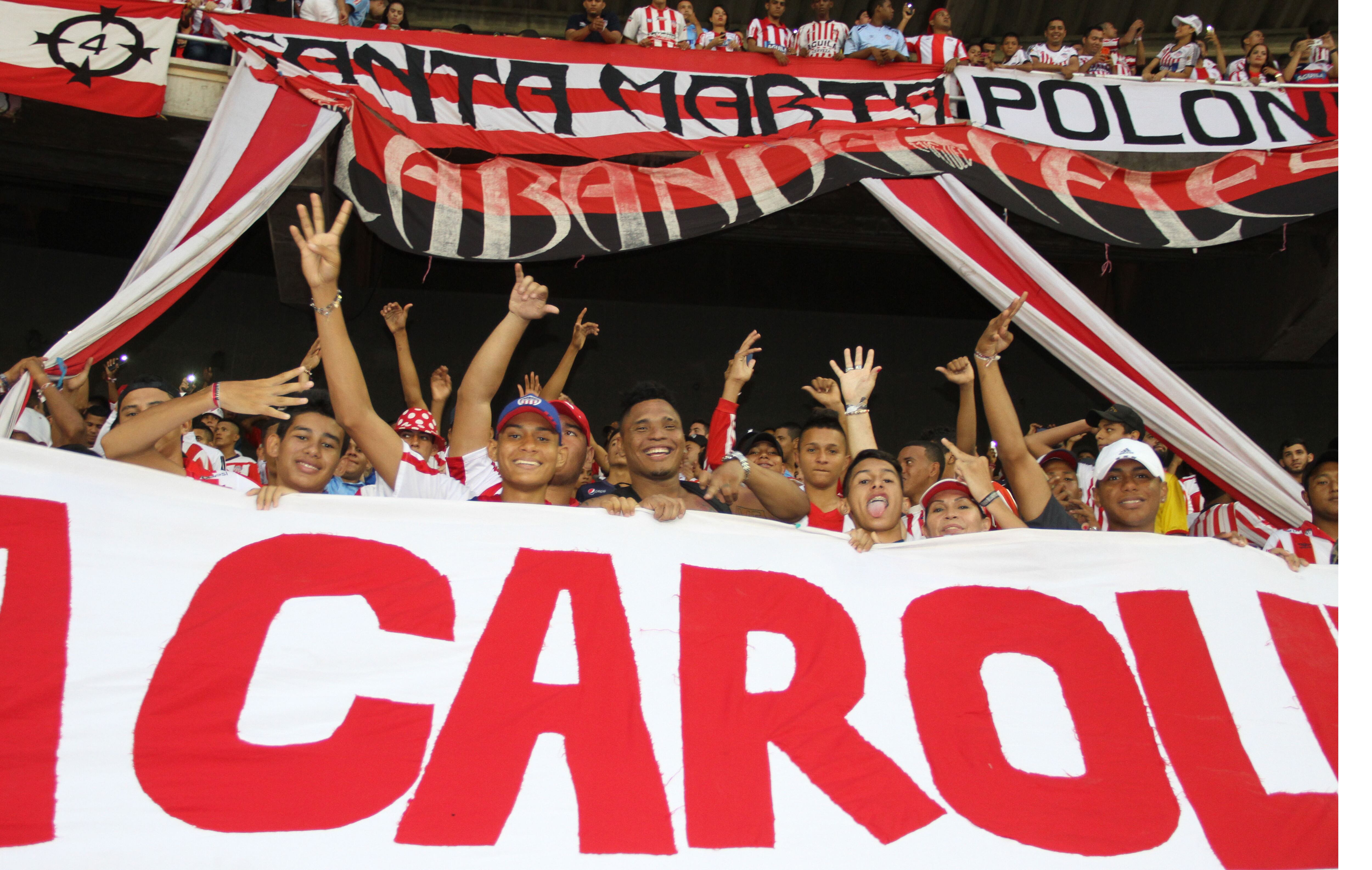Hinchas del Junior de Barranquilla en el estadio Metropolitano. Foto: Colprensa.