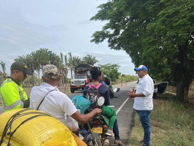 Inspección a vehículos/ Corpamag