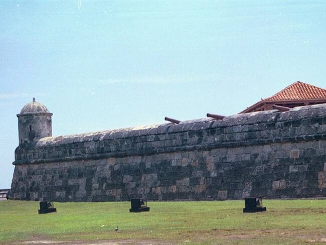Jesús Taborda, gestor cultural explicó cuál fue la intervención que se realizó en el monumento cultural.. Foto: Colprensa