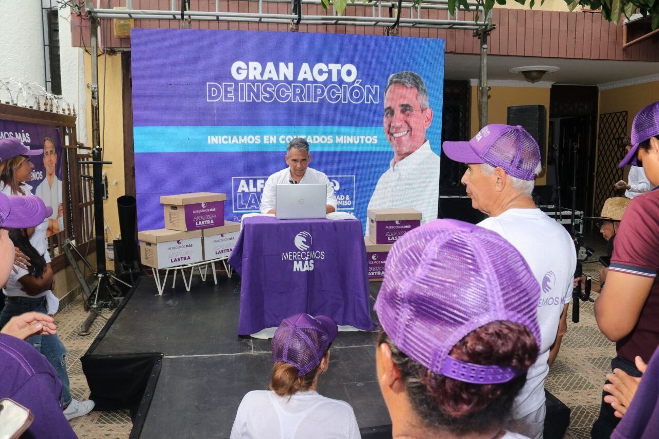 Alfonso Lastra/ Alfonso Lastra