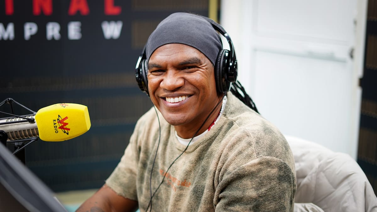 Rey Guerrero presenta su libro Sabores de Resistencia, un relato contra el racismo y el olvido