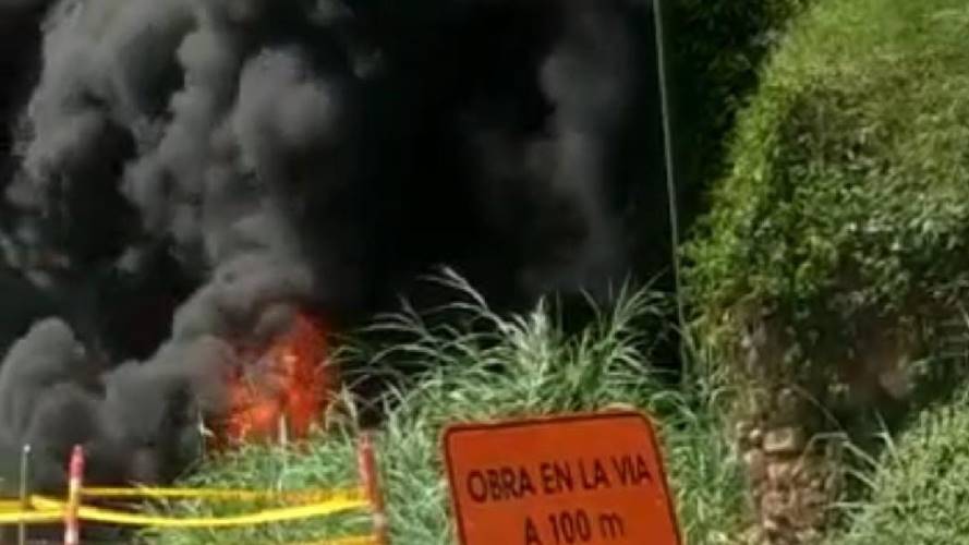 Incendio Lebrija - tomada de videos suministrados.