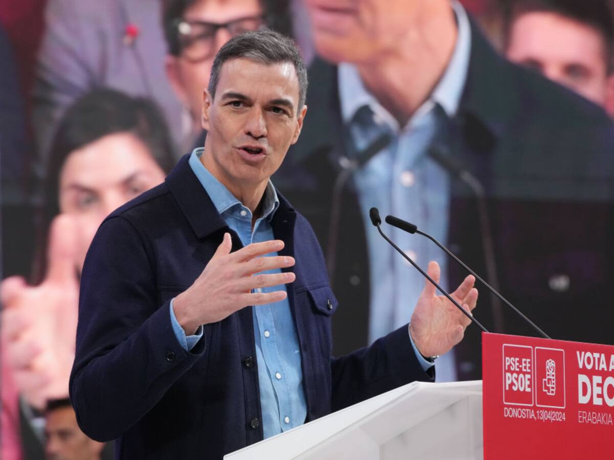 Pedro Sánchez no va a renunciar a la protección que le brinda ser presidente: periodista
