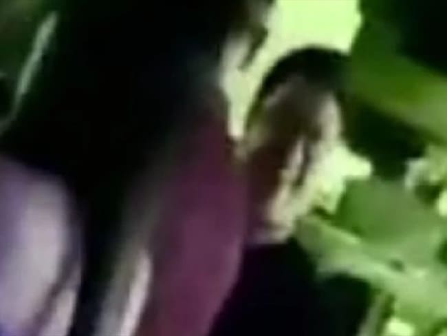 Vuelven a contratar en Bucaramanga a Ángel Galvis a pesar de escándalo por fiesta