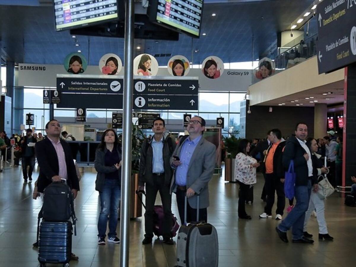 Ante retrasos en vuelos en El Dorado, IATA hizo solicitudes a la Aerocivil