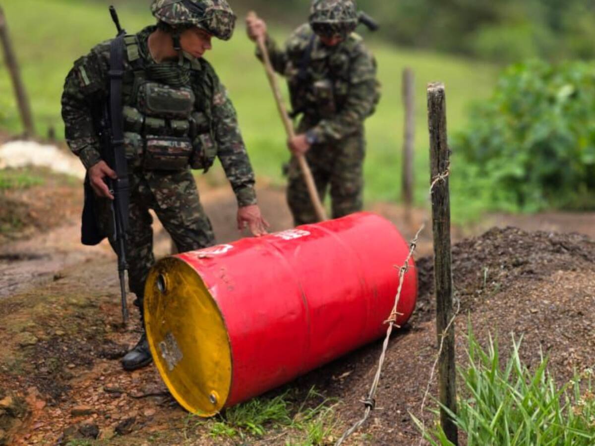 Fueron desmantelados once laboratorios ilegales de coca en el sur del Meta
