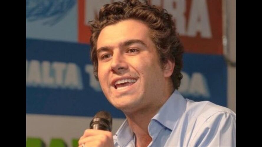 Varios cuestionamientos hizo el concejal Martin Rivera a la alcaldesa de Bogotá Claudia López acerca de la aplicación de la plataforma 'Talento no Palanca'. Foto: @riveraalzate en Twitter