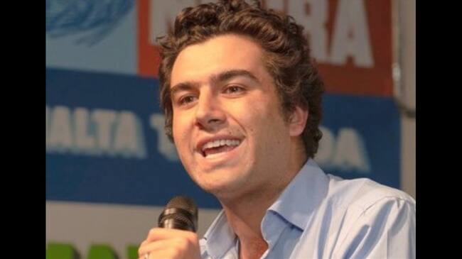 Varios cuestionamientos hizo el concejal Martin Rivera a la alcaldesa de Bogotá Claudia López acerca de la aplicación de la plataforma 'Talento no Palanca'. Foto: @riveraalzate en Twitter