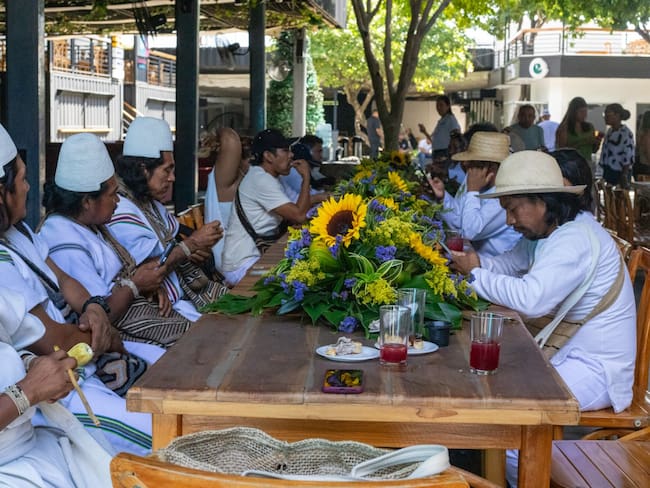 Instalan por primera vez la ‘Mesa de la no Violencia’ con los siete pueblos indígenas de Santa Marta/ Alcaldía