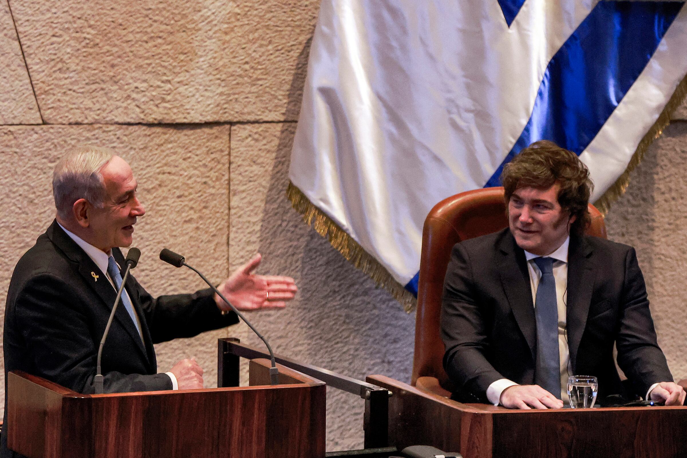 Benjamín Netanyahu y Javier Milei. Foto: MENAHEM KAHANA/AFP via Getty Images.          