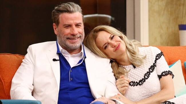 John Travolta y Kelly Preston en el set de Despierta América de Univisión. Foto: Getty Images/Alexander Tamargo