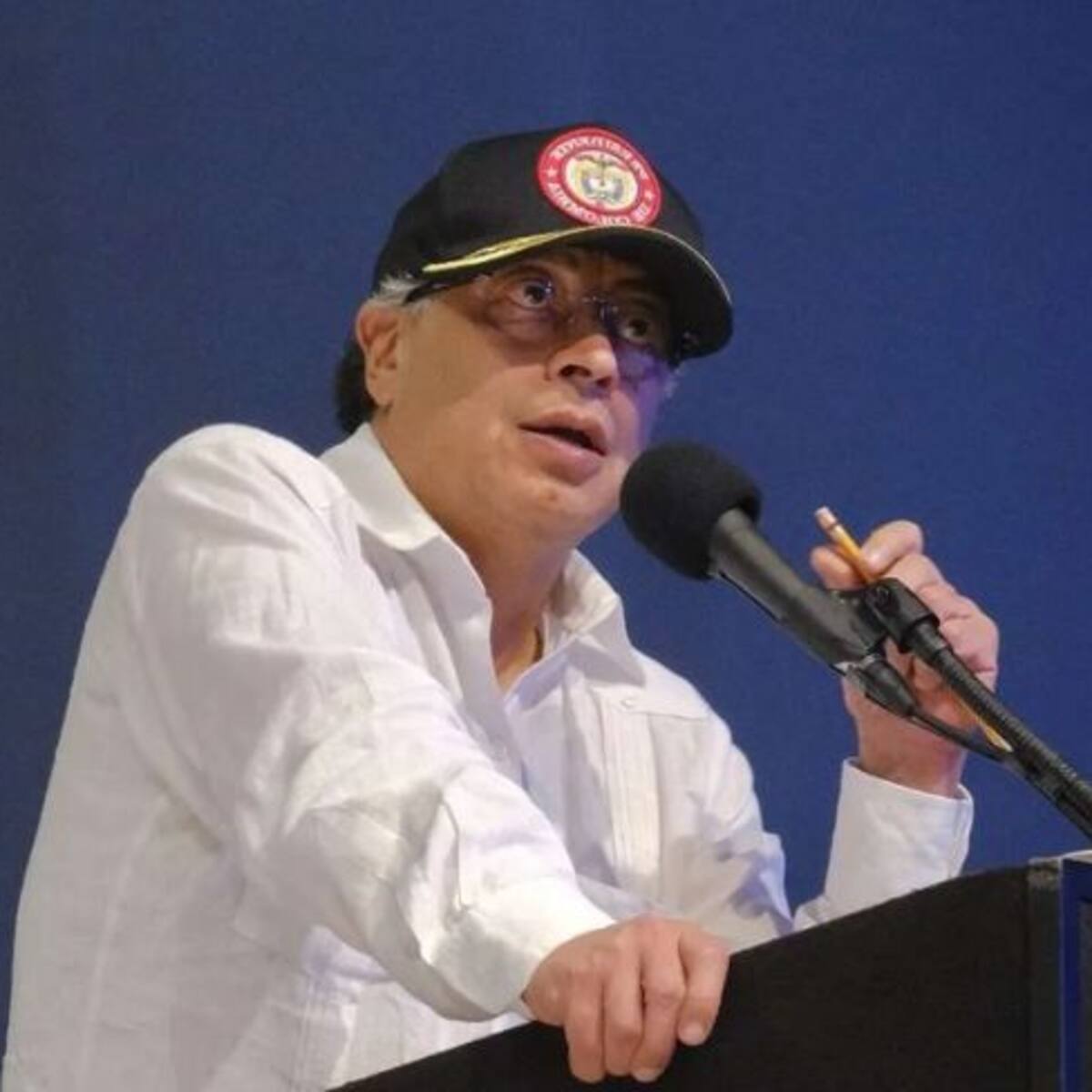 “No más limosnas”: Petro ordenó a MinDefensa dejar de depender del armamento de Estados Unidos