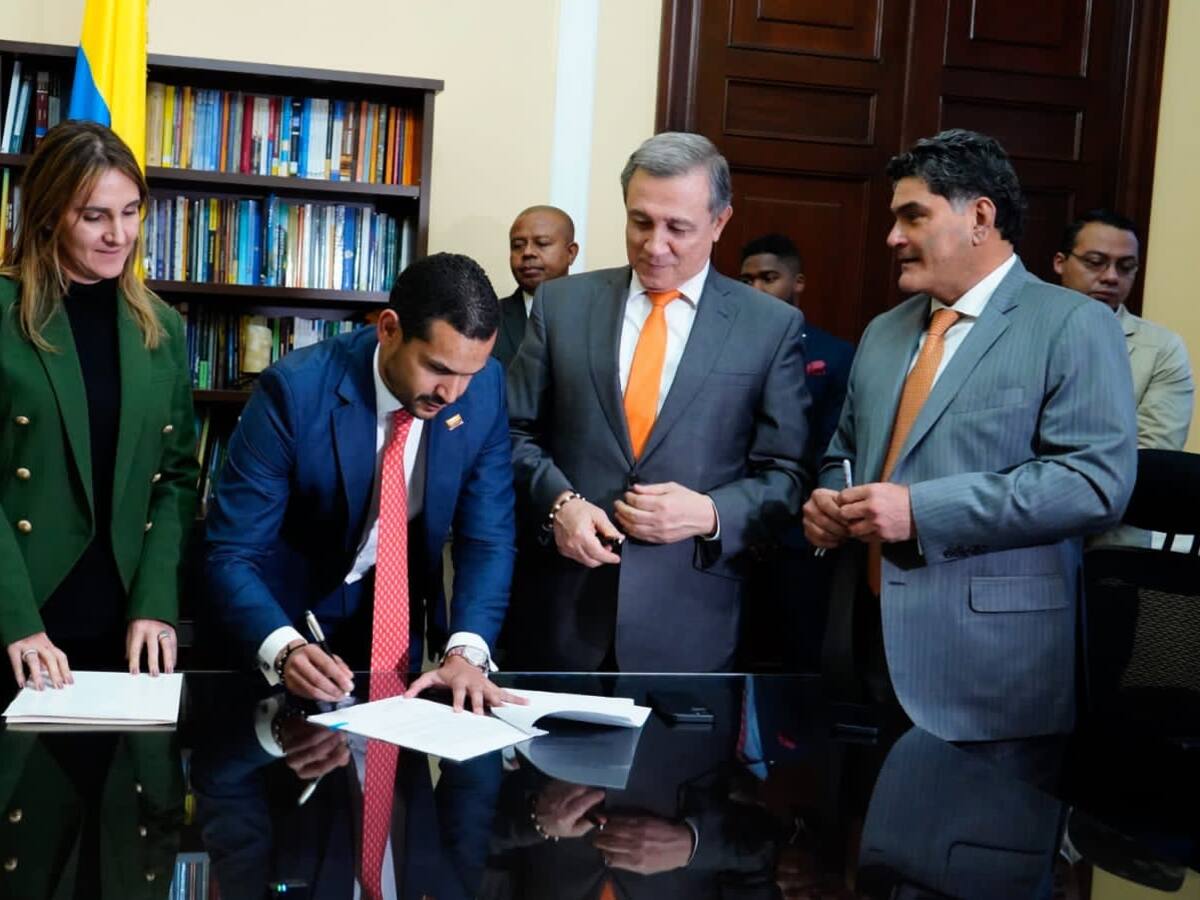 Gobierno radicó el Proyecto de Ley que busca dar nacionalidad a los menores de edad migrantes que están bajo custodia del ICBF