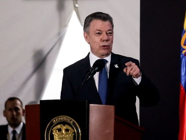 Juan Manuel Santos reconoció ante el país que cualquier demora injustificada en el “fast track”, cuya vigencia culmina el 30 de noviembre, sería fatal. Foto: Colprensa