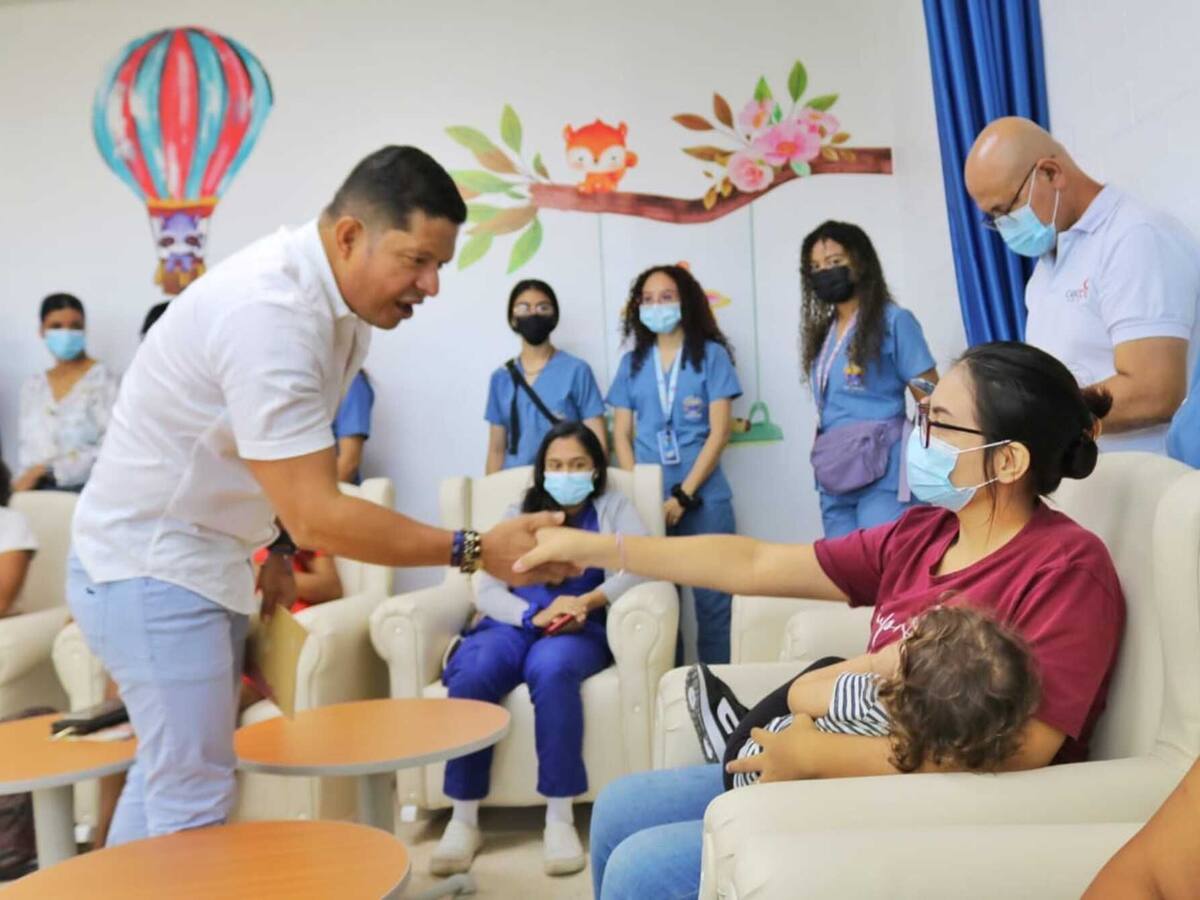 Unimagdalena inaugura sala para que madres amamanten a sus hijos