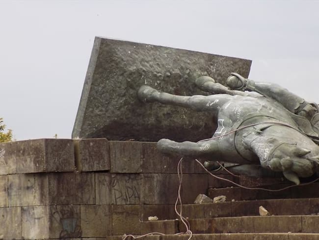 En el Morro del Tulcán fue derribado el monumento de Sebastián de Belalcázar. Foto: Colprensa / FRANCISCO CALDERÓN