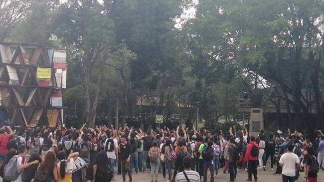 Esmad ingresó a la Universidad de Antioquia. Foto: cortesía de redes sociales