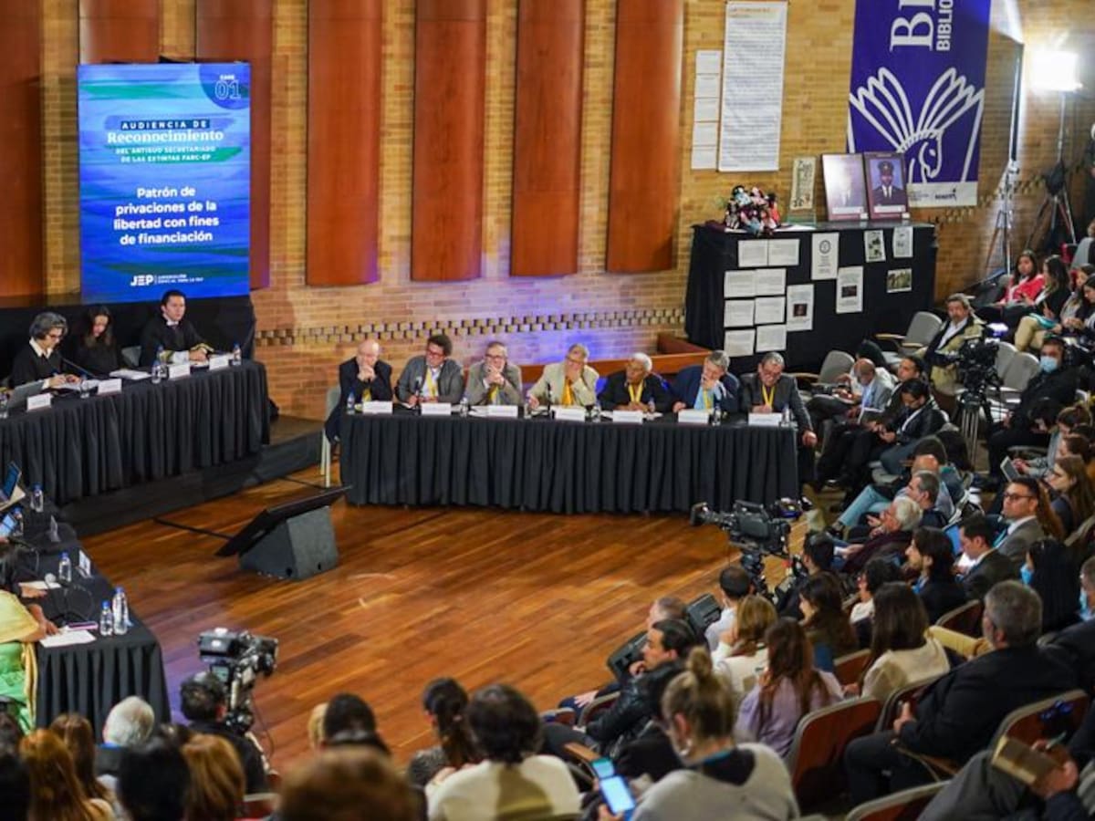 En vivo: exjefes de Farc reconocen responsabilidad por secuestros ante la JEP