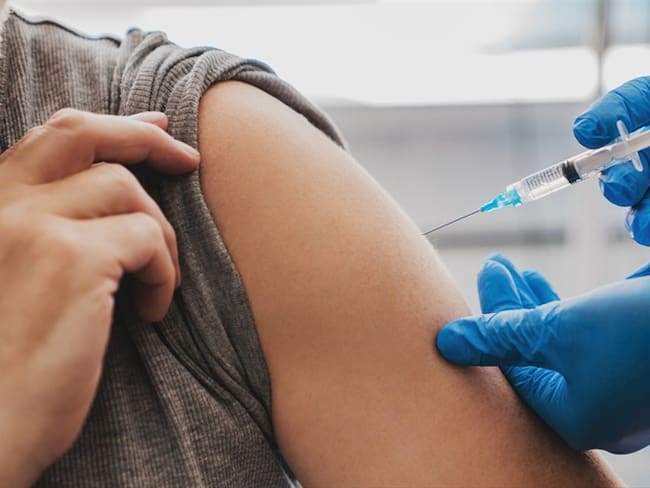 Este fin de semana se realizará la segunda ‘vacunatón’ contra el COVID-19 para mujeres gestantes y menores de 12 a 17 años con comorbilidades. Foto: Getty Images / INSIDE CREATIVE HOUSE