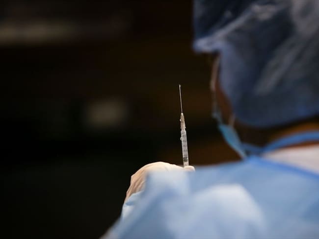 Se busca inmunizar a más de 3000 personas.. Foto: Getty Images / JUANCHO TORRES