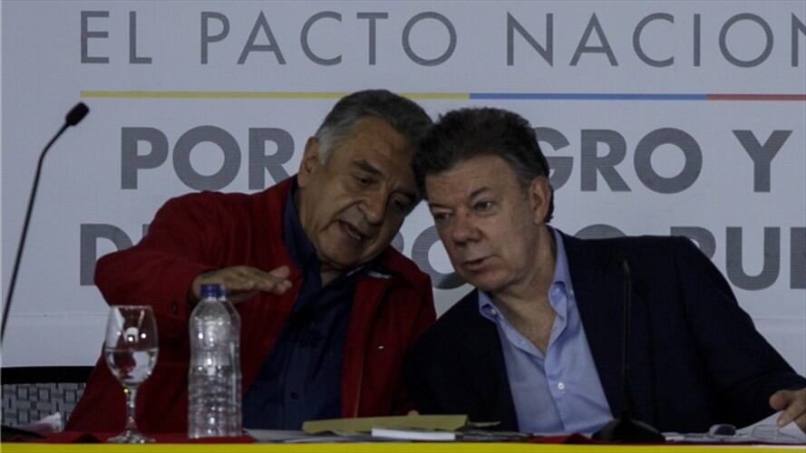 Lucho Garzón y Juan Manuel Santos. Foto: Colprensa