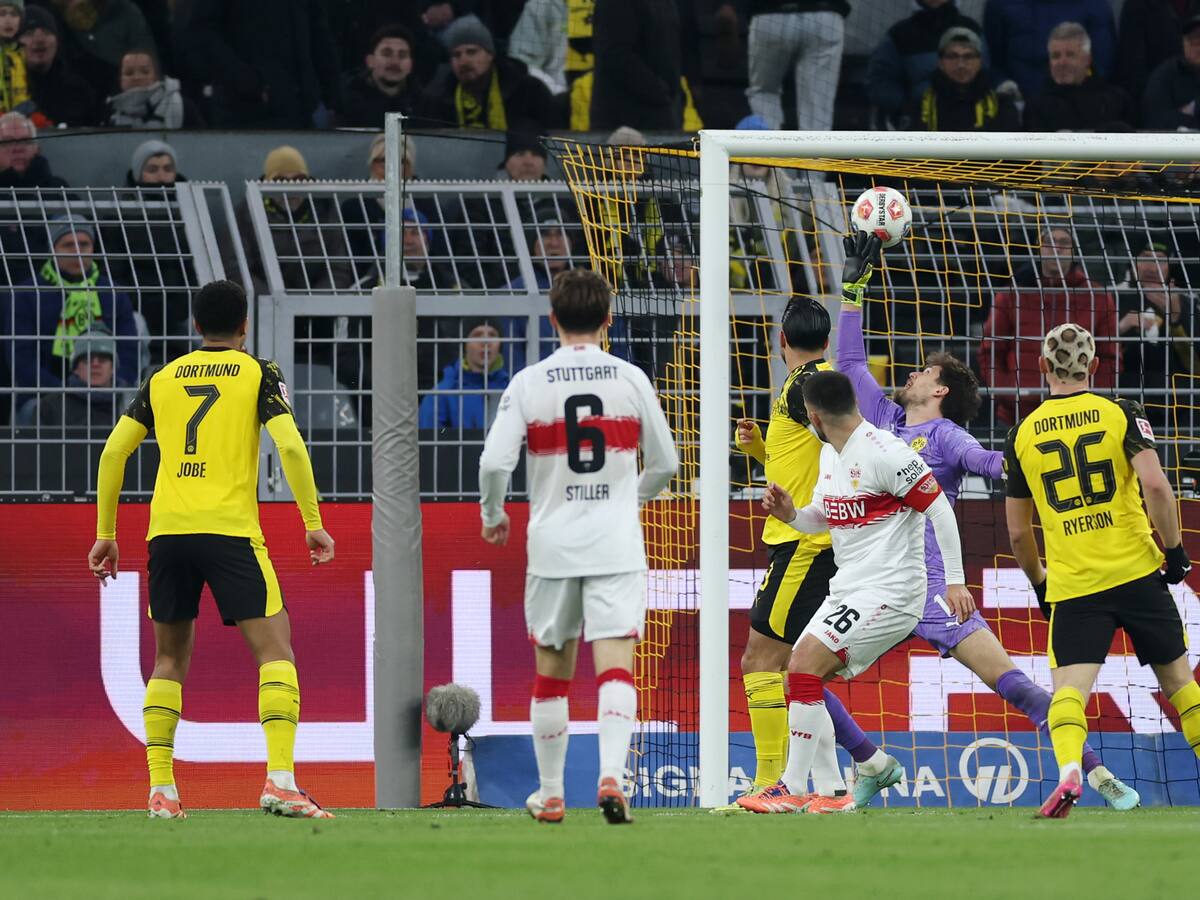 Borussia Dortmund empató 3-3 con Stuttgart y pierde terreno con el Bayern Múnich