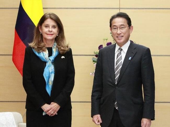 La Vicepresidente y Canciller, Marta Lucía Ramírez, y el primer Ministro Japonés, Fumio Kishida. Foto: Cortesía Cancillería