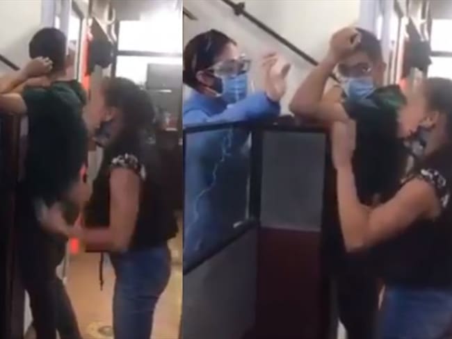 Momento en el que una mujer reclama a funcionarios de la Notaría 5 de Bucaramanga. Foto: Twitter: @qmoncaleano