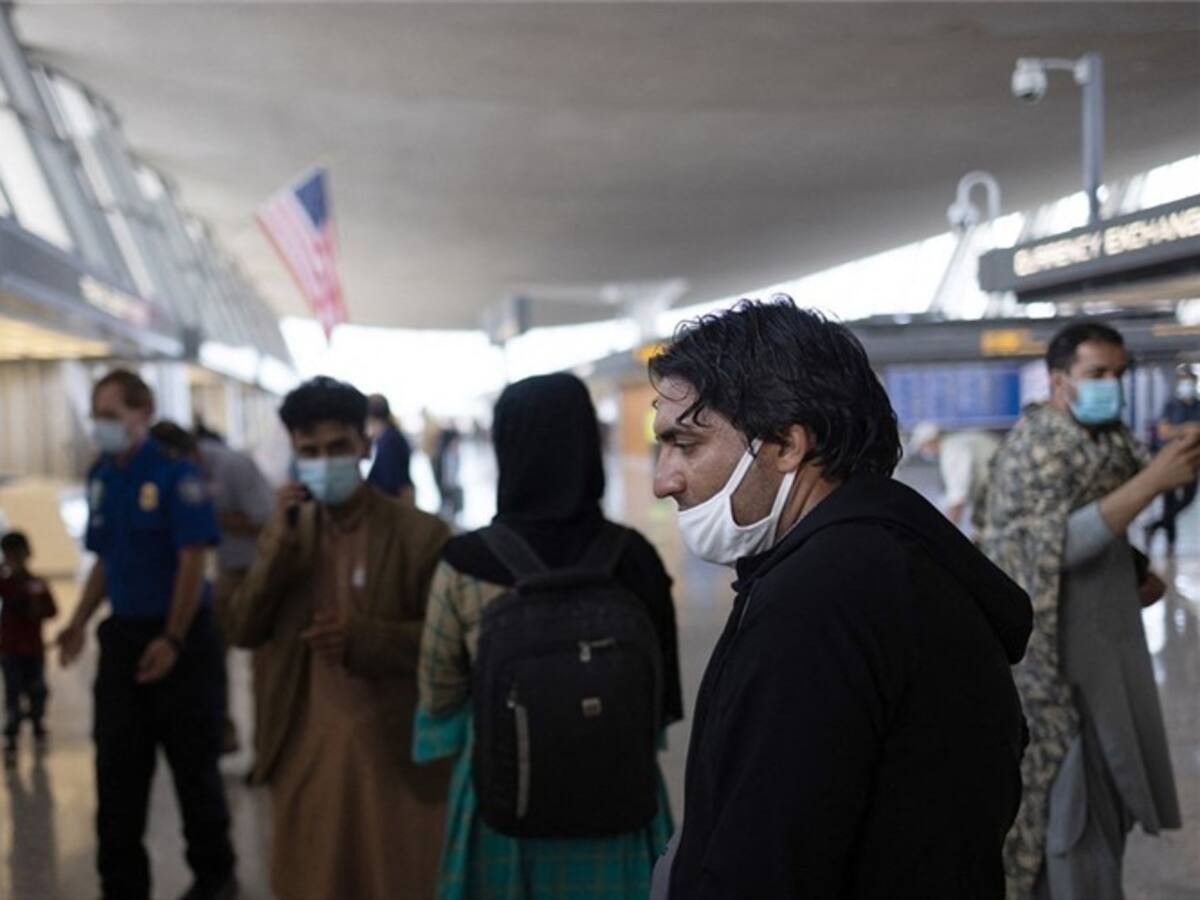 Estado Islámico se atribuye atentado cerca al aeropuerto de Kabul