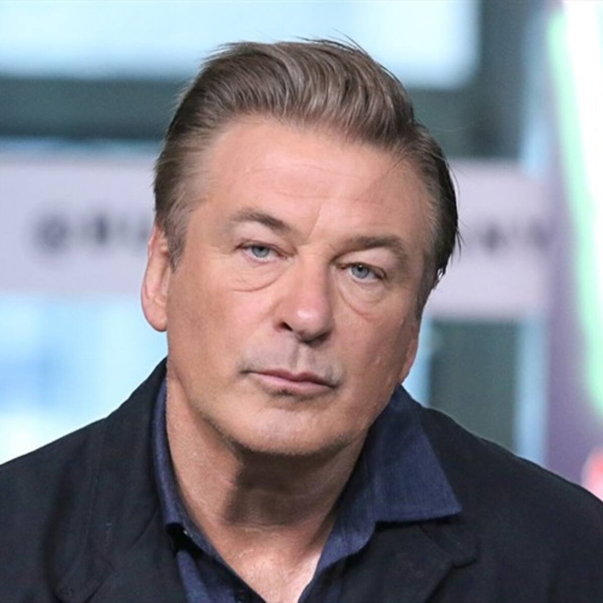 Alec Baldwin recibe una nueva demanda tras incidente en el rodaje de Rust