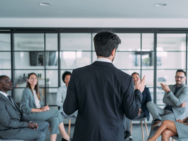 Hay que buscar que lo personal y laboral del colaborador tenga equilibrio: psicóloga sobre empresas