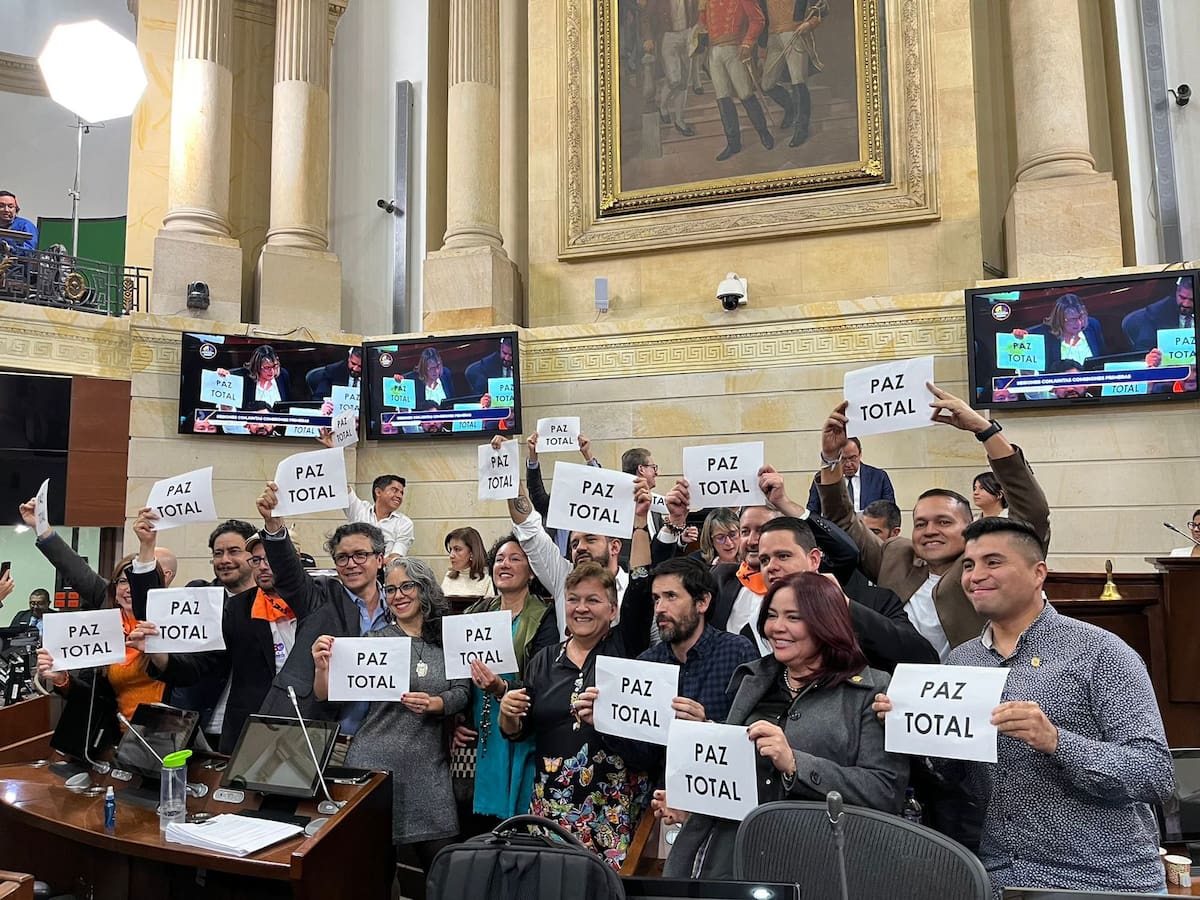 Proyecto de ley para alcanzar la “paz total” fue aprobado en primer debate