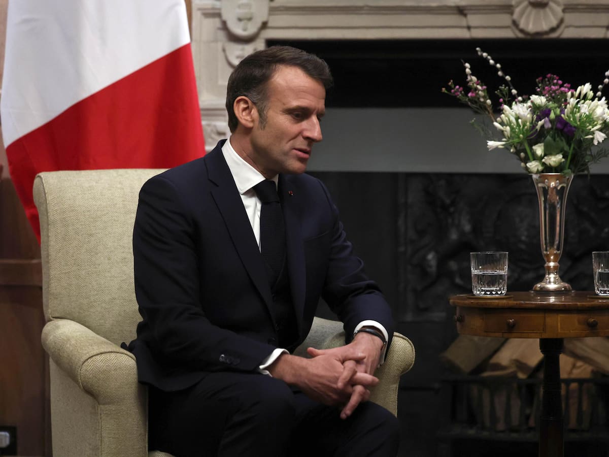 Macron le dice a Zelenski que puede contar con “el apoyo incondicional” de Francia